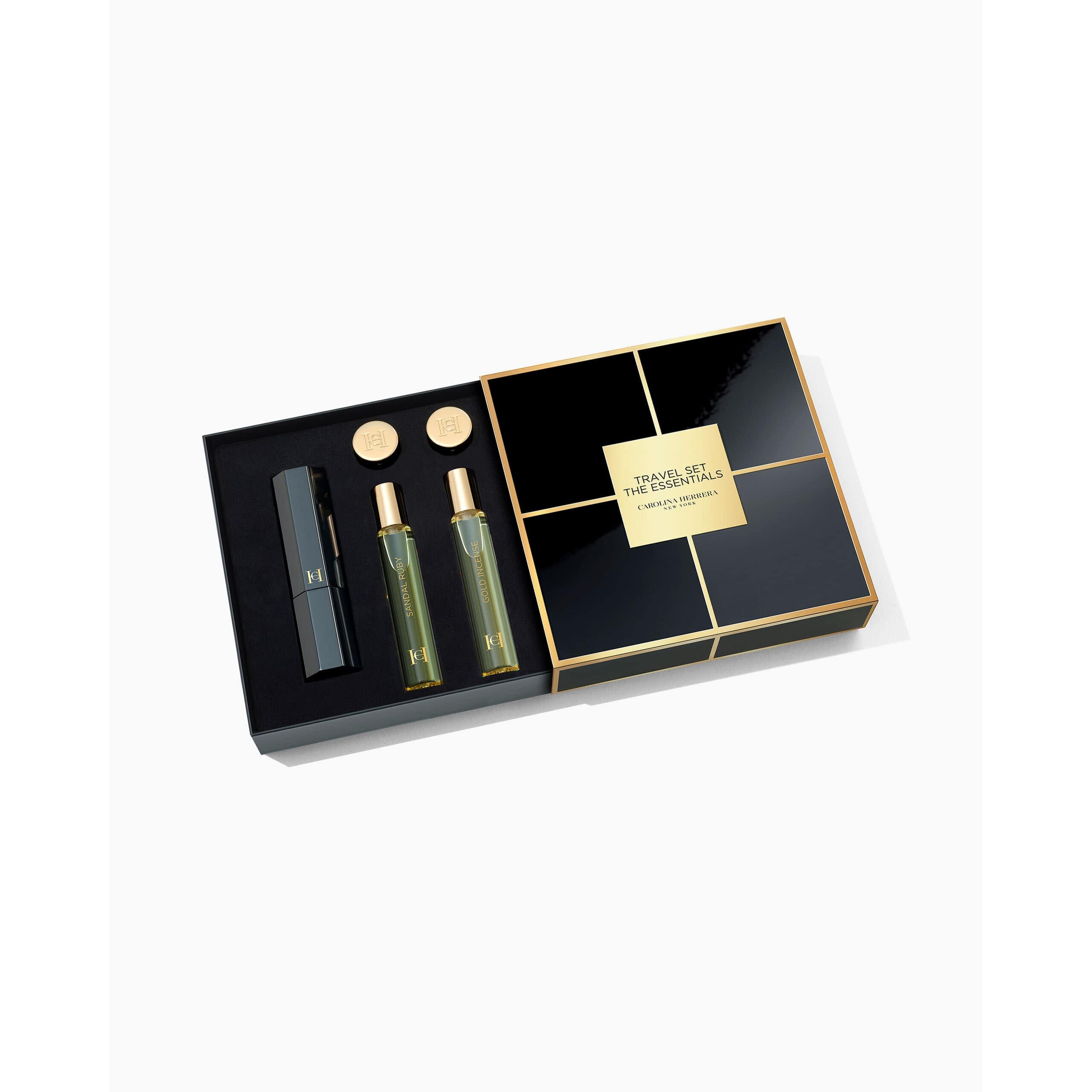confidential-travel-set-the-essential-carolina-herrera-chile